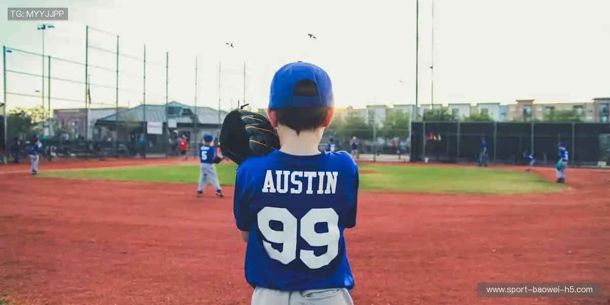 运动灵感触手可及，周边好物等你发现！🎁